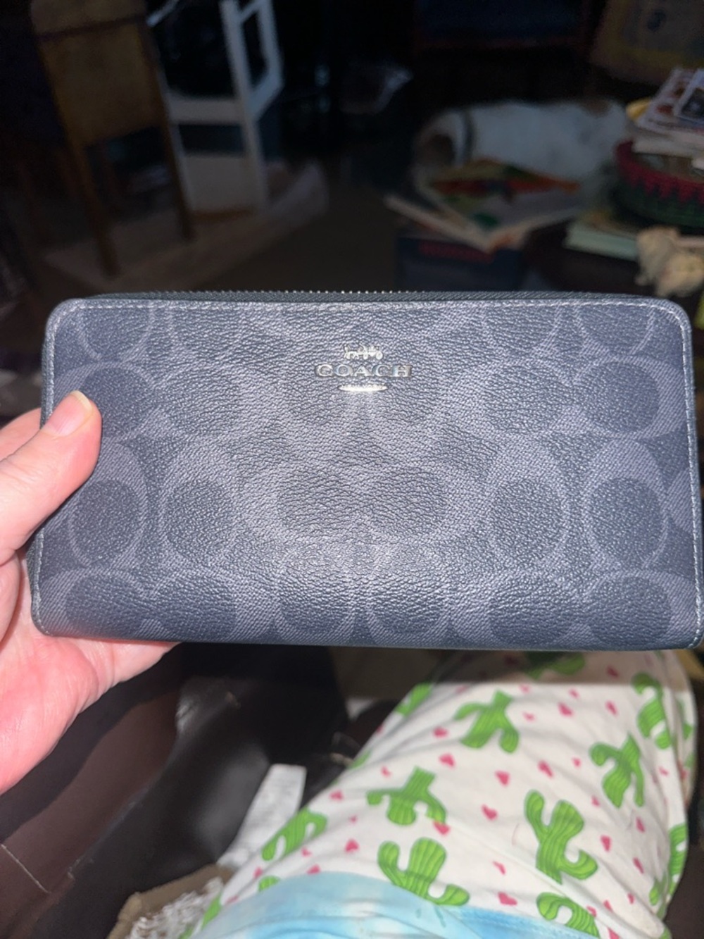 Coach Signature Zip Around Wallet in Black